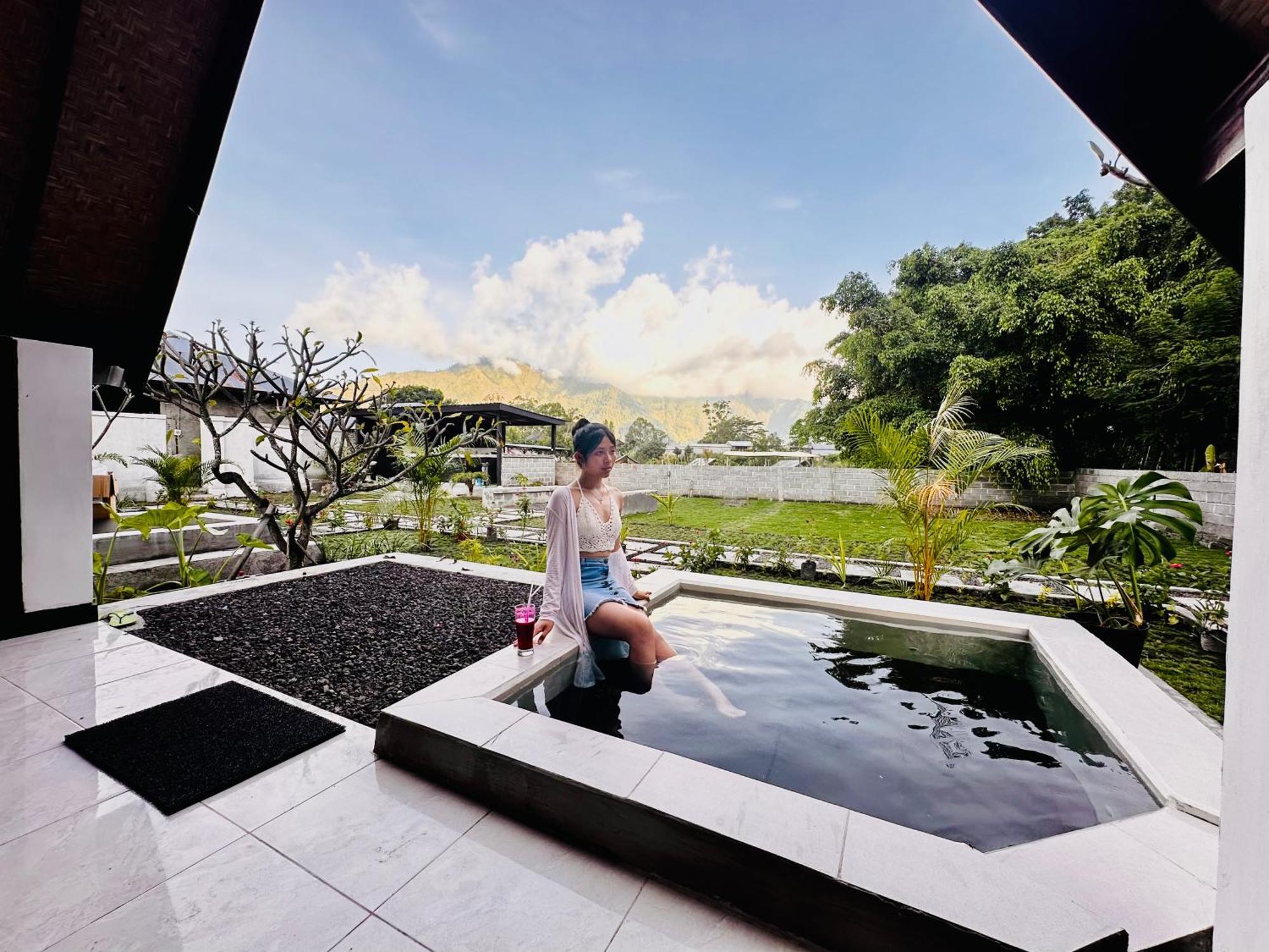 Ampik Batur With Private Hot Springs Bed & Breakfast Kubupenlokan Екстериор снимка